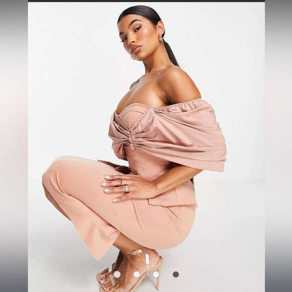 ASOS DESIGN poplin overlay corseted pencil midi dress in camel - Picture 4 of 4